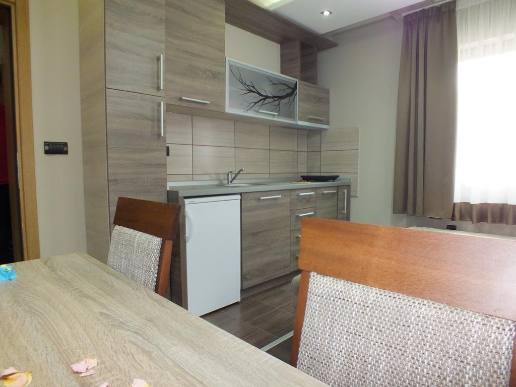 Apartments Zivkovic, Milmari D كوباونيك المظهر الخارجي الصورة