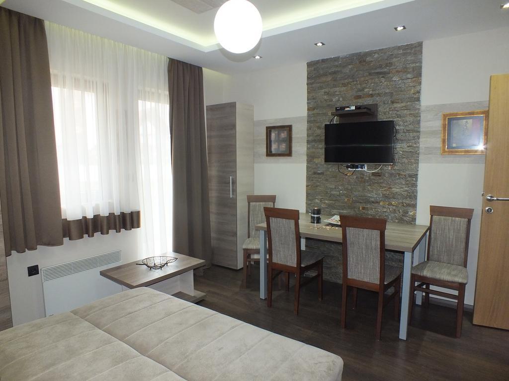 Apartments Zivkovic, Milmari D كوباونيك المظهر الخارجي الصورة